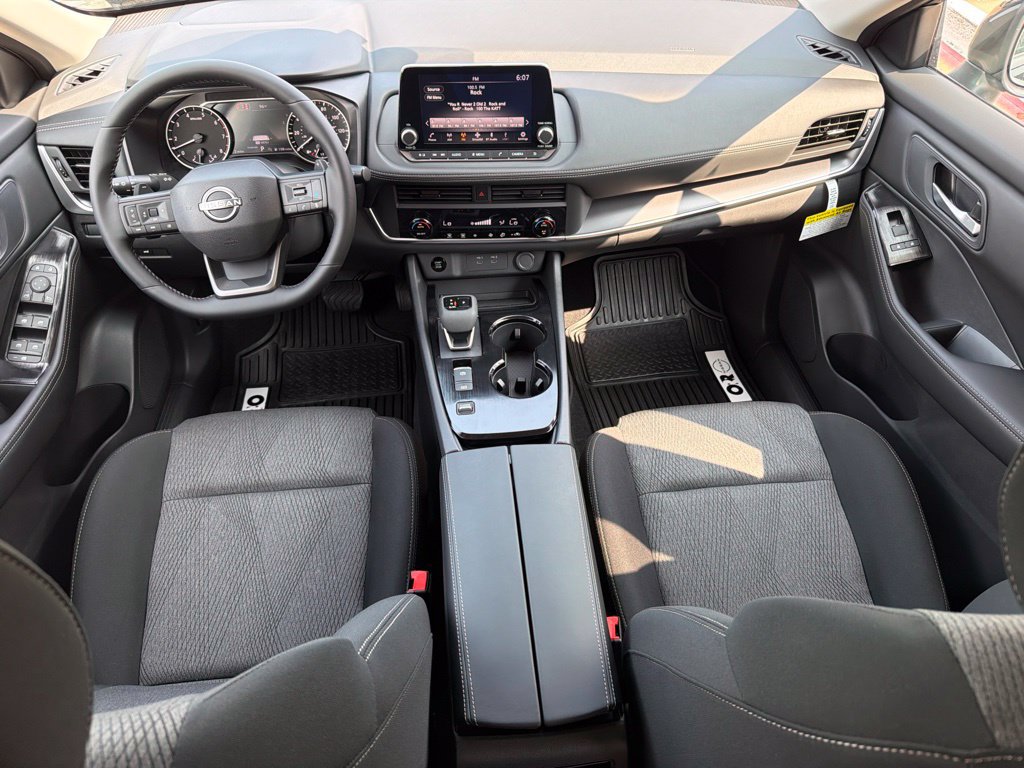 New 2026 Nissan Rogue SV FWD image 17