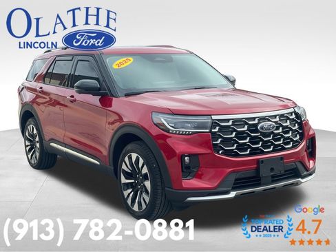 Used 2025 Ford Explorer Platinum w/ LUX Leather Package image 7