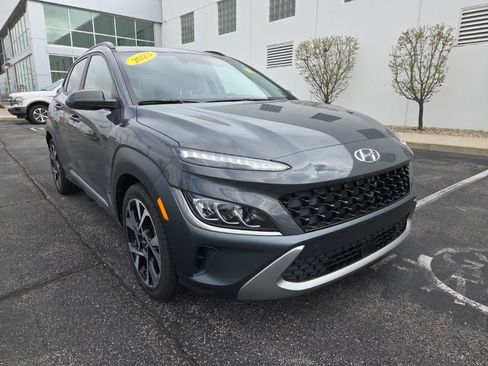 Certified 2023 Hyundai Kona Limited w/ Cargo Package AWD/4WD image 4