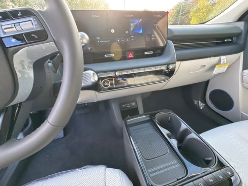 New 2026 Hyundai Ioniq 5 Limited image 24