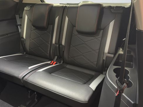 New 2026 Volkswagen Atlas Peak Edition AWD/4WD image 33