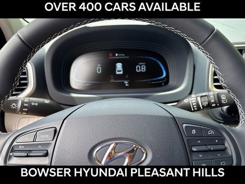 New 2026 Hyundai Venue SEL FWD image 11