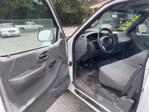 Used 2002 Ford F150 XL image 13