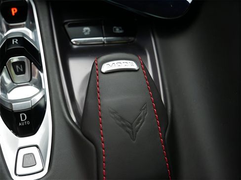 Used 2023 Chevrolet Corvette Stingray Premium Conv w/ Z51 Performance Package image 27