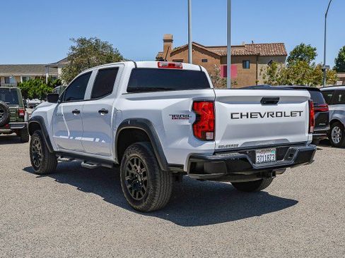 Used 2024 Chevrolet Colorado Trail Boss AWD/4WD image 7