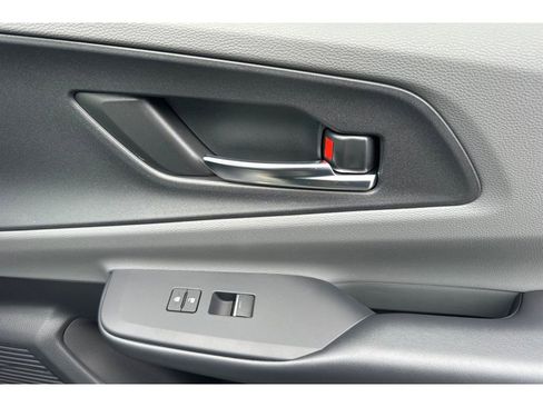 New 2026 Toyota Prius XLE image 18