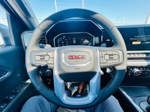 New 2026 GMC Sierra 1500 SLT w/ SLT Premium Package image 19