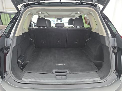 Certified 2023 Nissan Rogue SV w/ SV Premium B Package AWD/4WD image 12