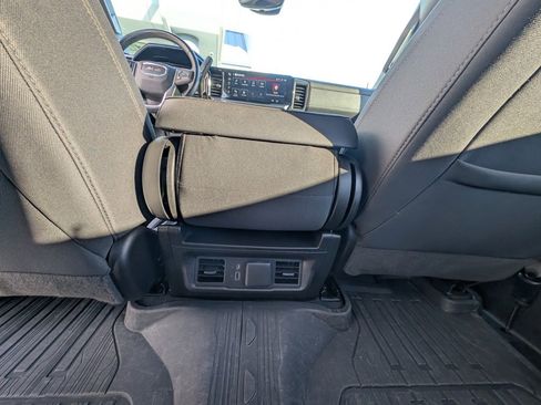 Used 2023 GMC Sierra 1500 Elevation image 38