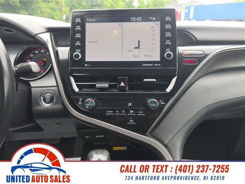 Used 2022 Toyota Camry XSE image 13