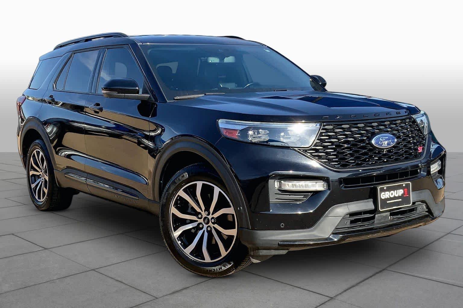 Used 2020 Ford Explorer ST w/ Premium Technology Package AWD/4WD image 2