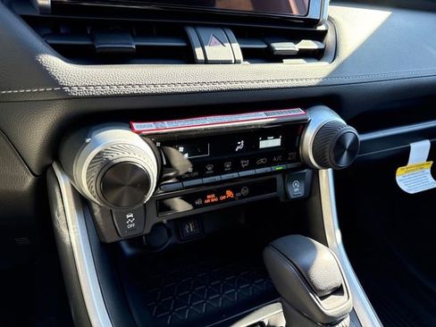 New 2025 Toyota RAV4 LE image 19
