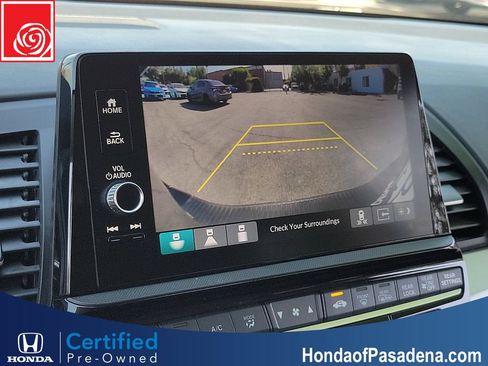 Certified 2026 Honda Odyssey Touring image 16