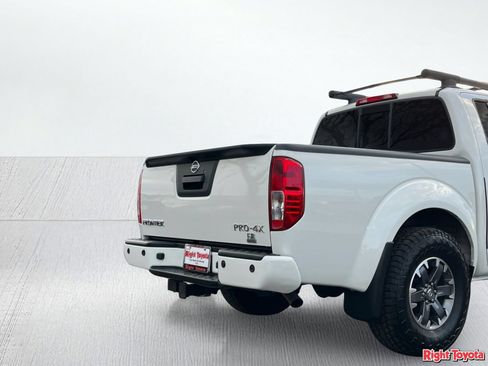 Used 2021 Nissan Frontier PRO-4X w/ Pro-4x Utility Package AWD/4WD image 11