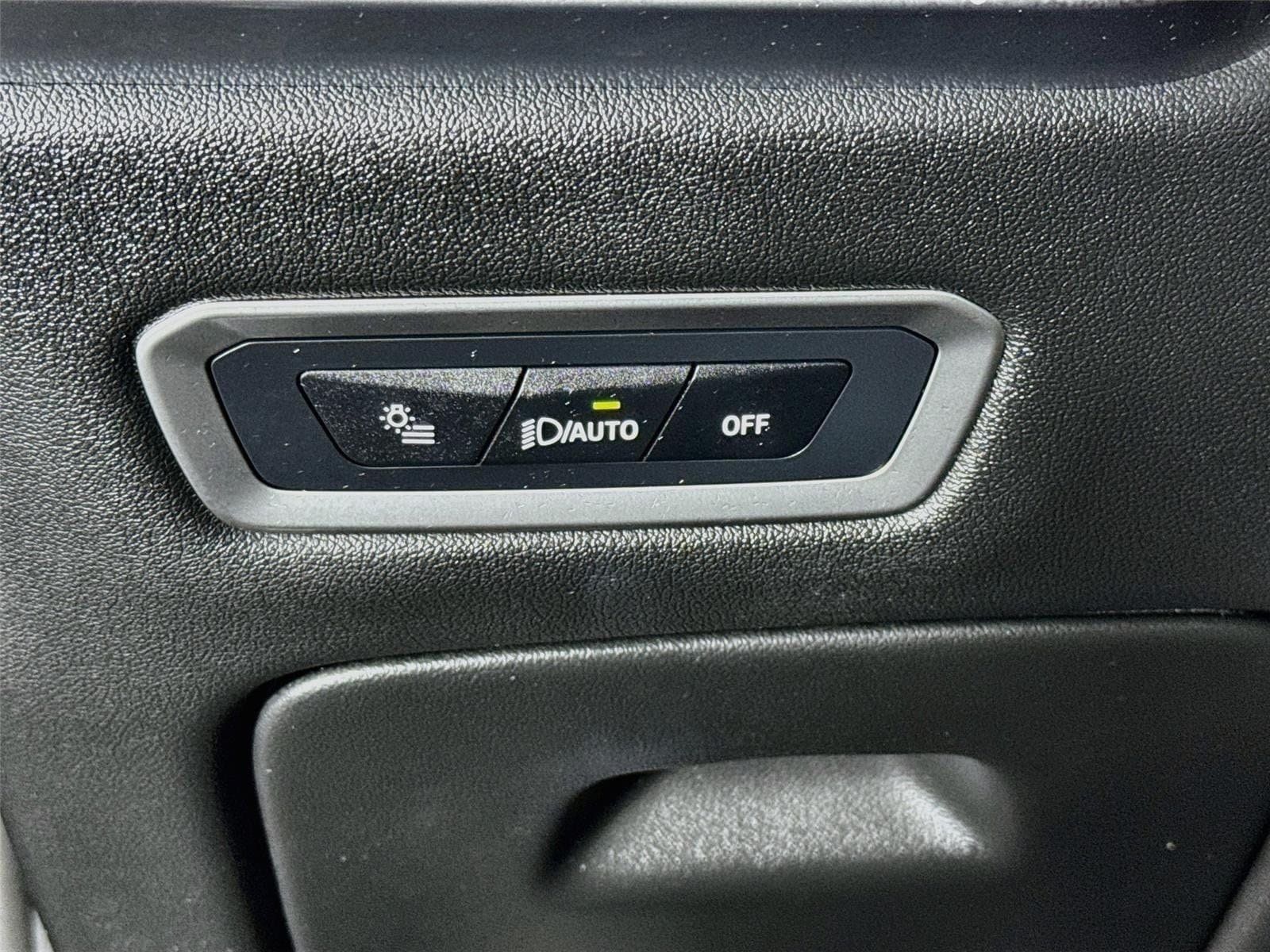 Used 2025 BMW X7 M60i AWD/4WD image 10