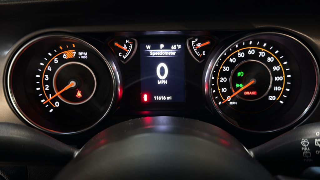 Used 2023 Jeep Wrangler Sport AWD/4WD image 17