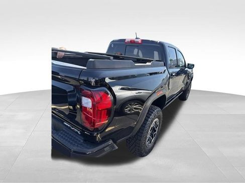 Used 2023 GMC Canyon AT4X w/ Edition 1 AWD/4WD image 3