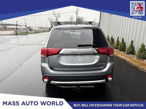 Used 2016 Mitsubishi Outlander SE image 5