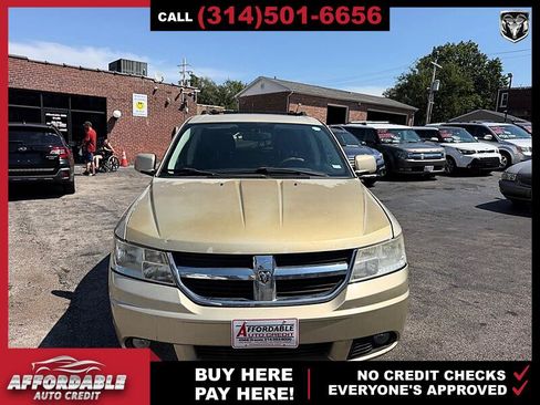 Used 2010 Dodge Journey SXT w/ Convenience Group I FWD image 8