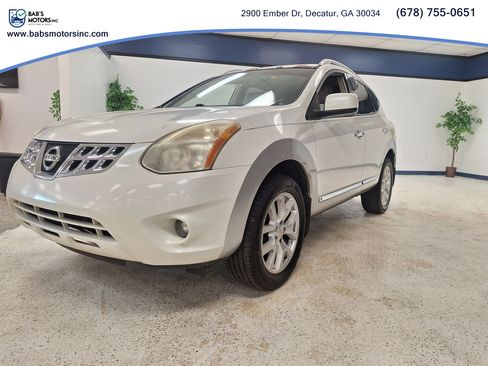 Used 2011 Nissan Rogue SV w/ SL Pkg FWD image 2