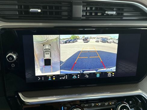 Used 2022 GMC Sierra 1500 Denali image 27