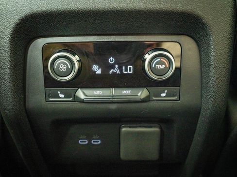 Used 2025 Buick Enclave Avenir w/ Super Cruise Package image 45