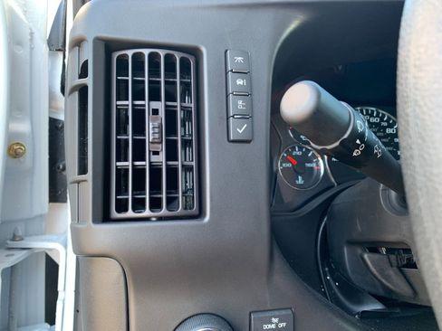 New 2025 Chevrolet Express 3500 w/ Power Convenience Package image 36