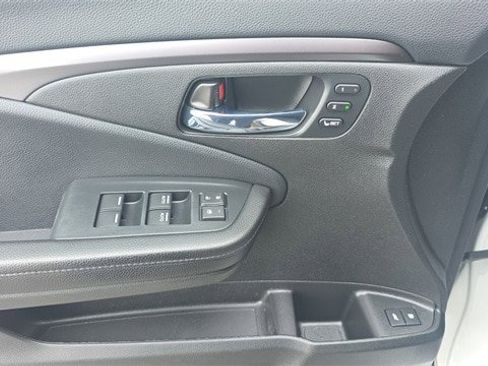 Used 2022 Honda Pilot Special Edition image 13