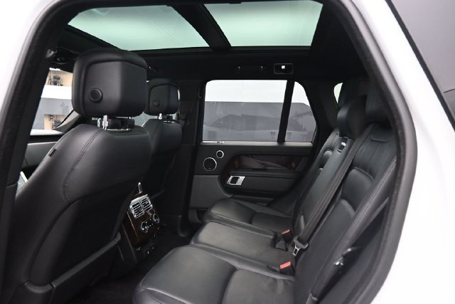 Used 2021 Land Rover Range Rover AWD/4WD image 16