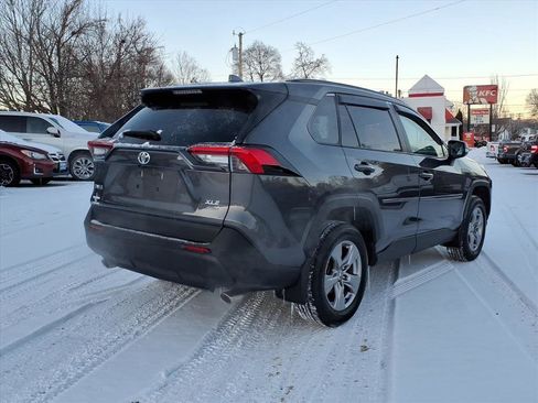 Used 2024 Toyota RAV4 XLE image 5