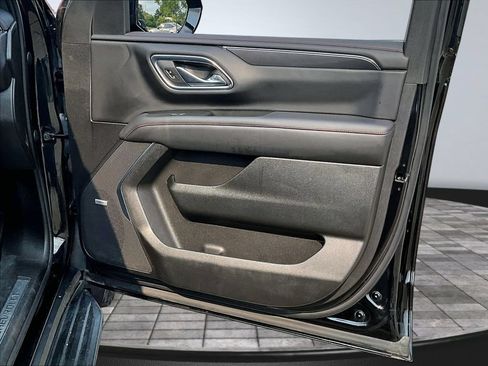 Used 2021 Chevrolet Tahoe RST AWD/4WD image 30