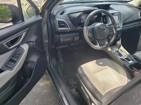 Used 2023 Subaru Forester AWD/4WD image 10