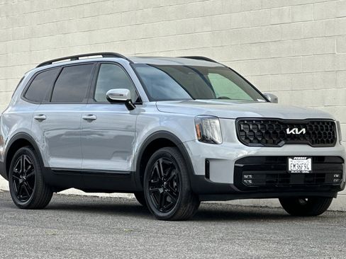 Used 2024 Kia Telluride SX Prestige X-Line image 2