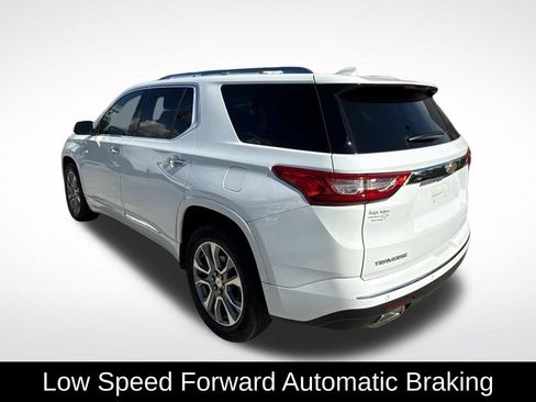 Used 2019 Chevrolet Traverse Premier w/ Driver Confidence II Package FWD image 7