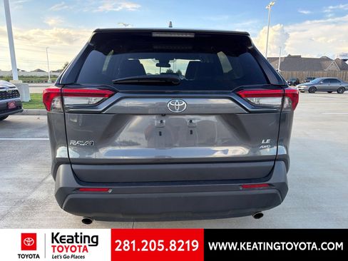 Certified 2025 Toyota RAV4 LE AWD/4WD image 5