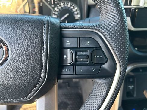 Used 2025 Toyota Tundra SR5 w/ SR5 Premium Package AWD/4WD image 13