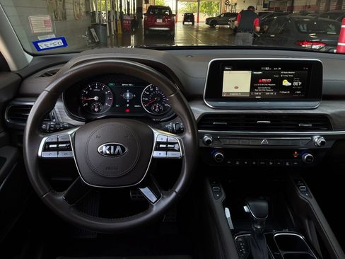 Used 2020 Kia Telluride SX FWD image 16