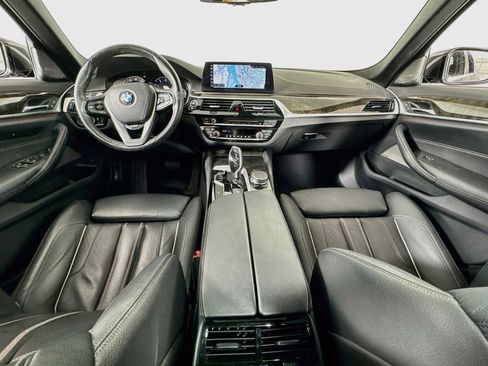 Used 2017 BMW 530i xDrive AWD/4WD image 25