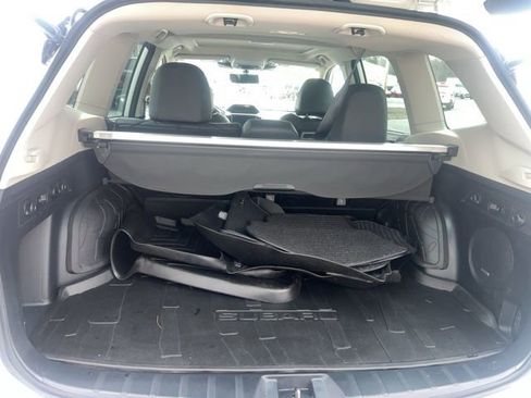 Used 2023 Subaru Forester Touring AWD/4WD image 8