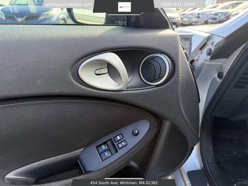 Used 2014 Nissan 370Z Coupe image 18