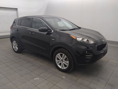 Used 2019 Kia Sportage LX AWD/4WD image 11