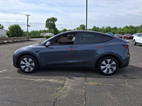 Used 2023 Tesla Model Y Long Range AWD/4WD image 6