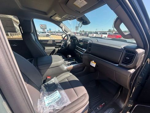 New 2026 Chevrolet Silverado 1500 LT Trail Boss w/ Safety Package image 15