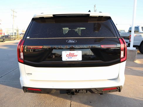 New 2026 Ford Expedition Tremor image 26