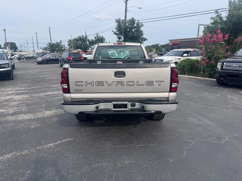 Used 2004 Chevrolet Silverado 1500 W/T image 6