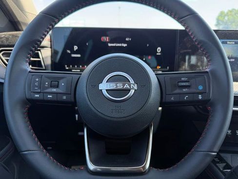 New 2026 Nissan Kicks SR w/ Cold Weather Package FWD image 21