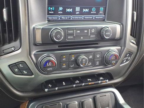 Used 2018 Chevrolet Silverado 1500 LTZ w/ Sport Package AWD/4WD image 14