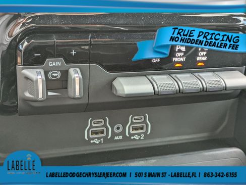 Used 2025 RAM 1500 Big Horn AWD/4WD image 34