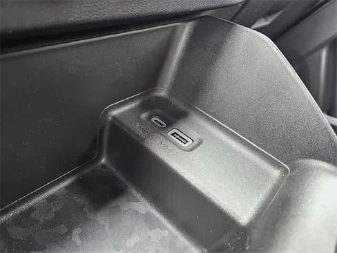 Used 2023 Chevrolet Colorado W/T image 28