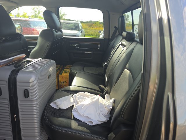 Used 2013 RAM 1500 Laramie w/ Convenience Group AWD/4WD image 18